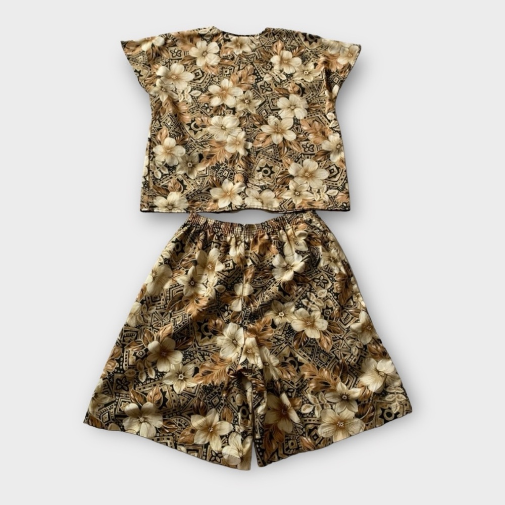 Vintage 90s Tan Tropical Hibiscus Floral Print 2 Piece Shorts Set - Picture 6 of 9